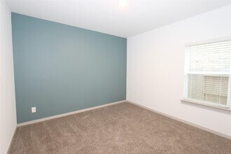 Building Photo - 3570 Joshua Grv Ln