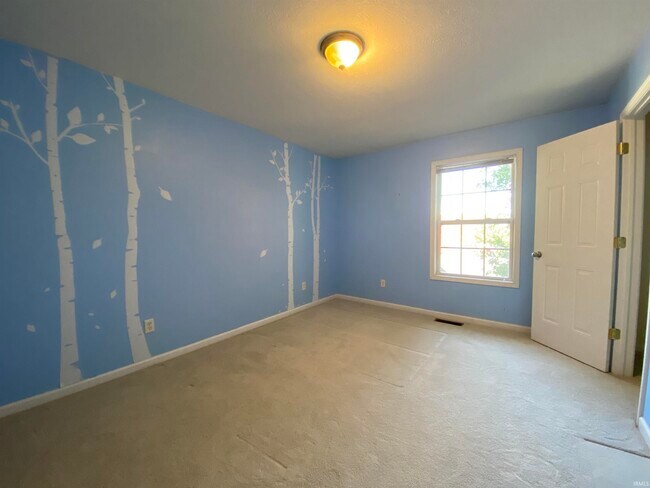Building Photo - 2465 S Woolery Mill Dr