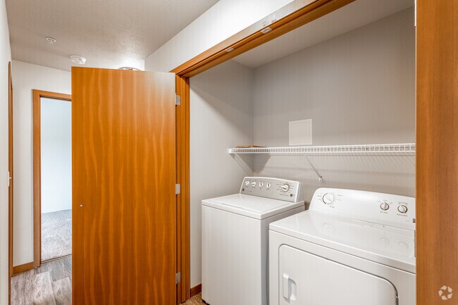 2HAB, 1BA - 1,052 ft² - Jake at Indian Trail