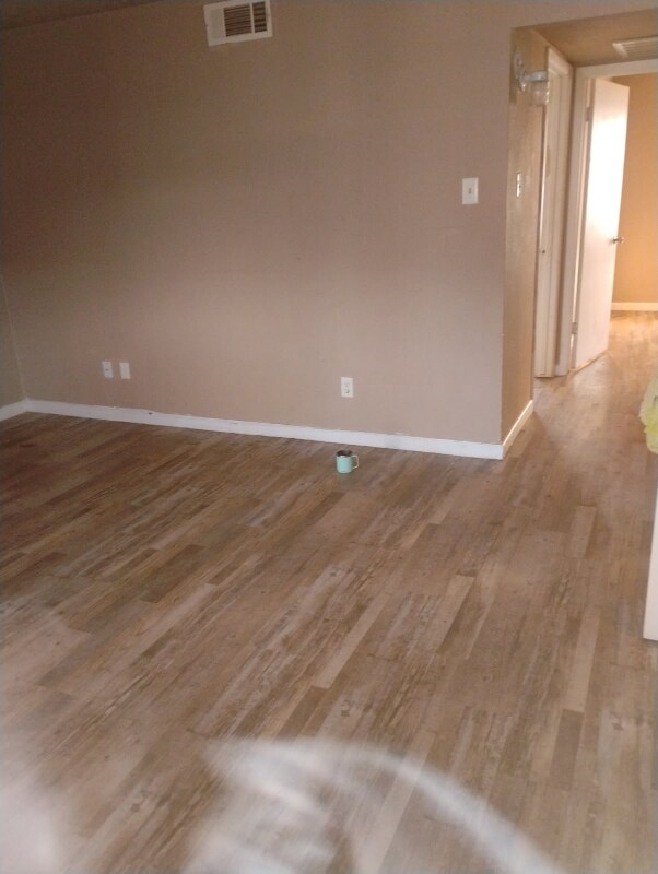 Foto del edificio - 3215 Clarksville St