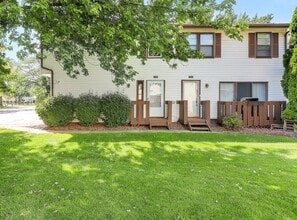 Building Photo - 7724 W Douglas Ct