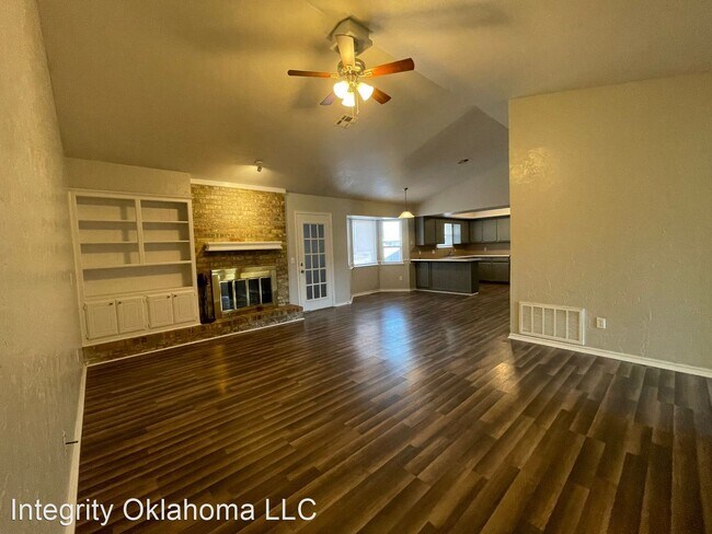 Foto del edificio - 3 br, 2 bath House - 917 N. Crystal Way