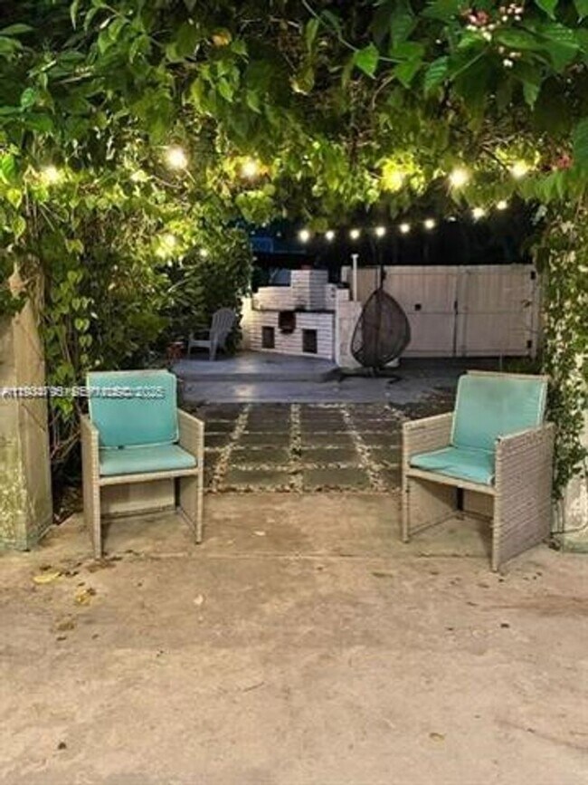 Foto del edificio - 274 NW 92nd St