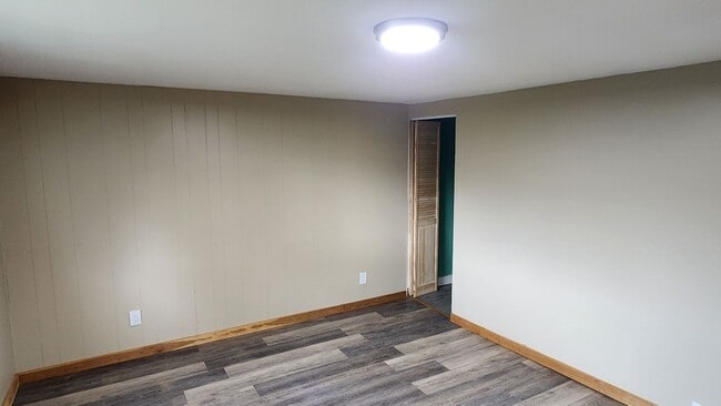 Building Photo - Four bedroom house available now  in Bradford PA! Home has been recently remodeled and is ready t...