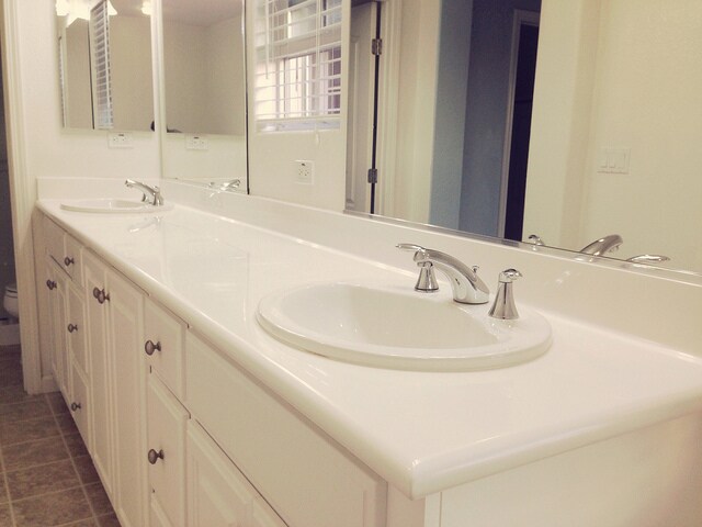 Master bath - 1102 Avocet Drive