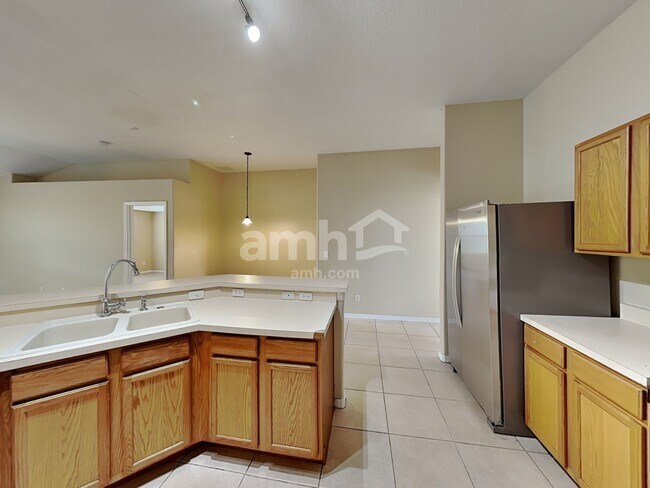 Foto del edificio - 14313 Oakshire Boulevard