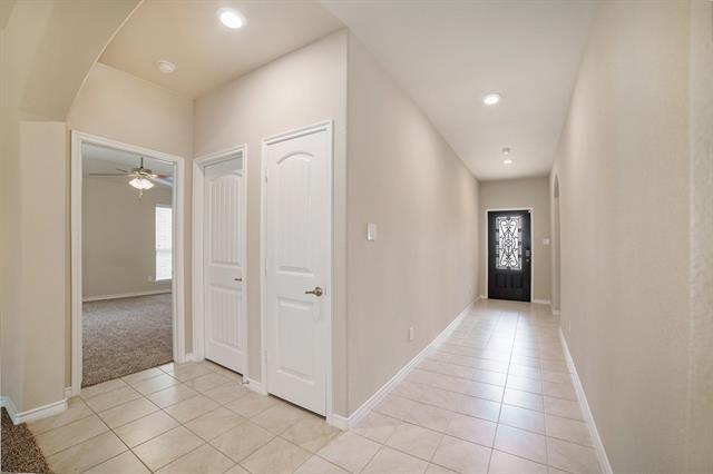 Foto del edificio - 2104 Lake Pine Dr