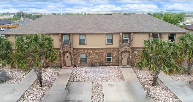 Building Photo - 112 Ramon Cardenas Dr