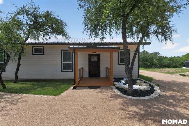 Foto del edificio - 1130 Circle Acres
