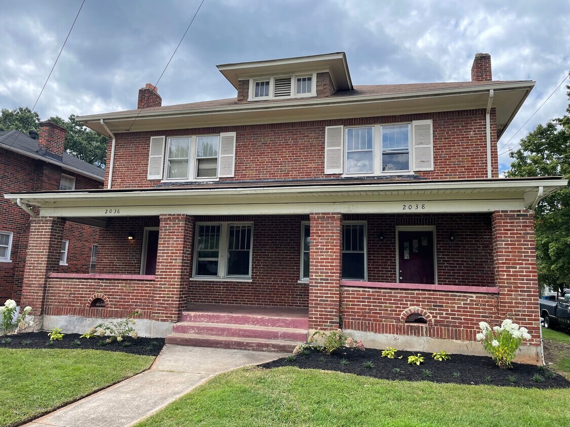 2036 Brandon Ave SW, Roanoke, VA 24015 Townhome Rentals in Roanoke VA