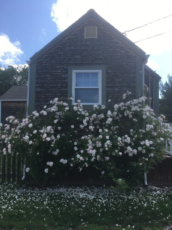 35 Deering Square, Rockland, MA 02370 House Rental in Rockland, MA