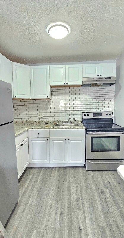 Foto del edificio - 78 Homeside Ave