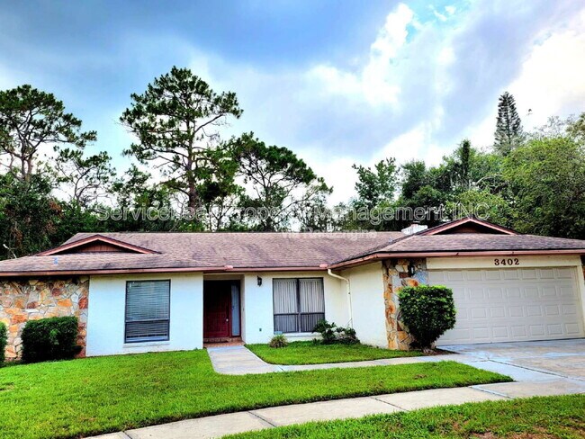 Foto del edificio - 3402 Country Woods Ct