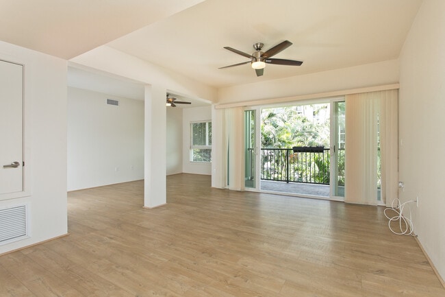 Building Photo - Beautiful 2 bed 2 bath condo in Kailua  - Ka Malanai