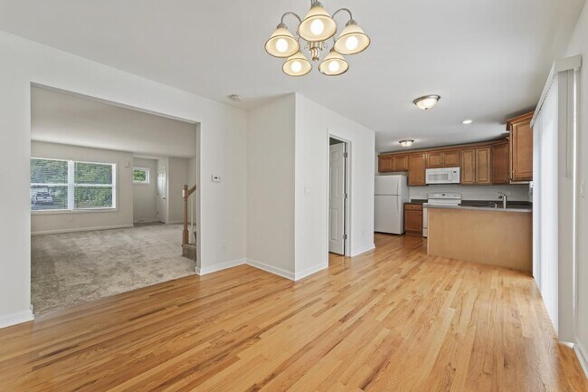 Foto del edificio - 54 Plank Rd