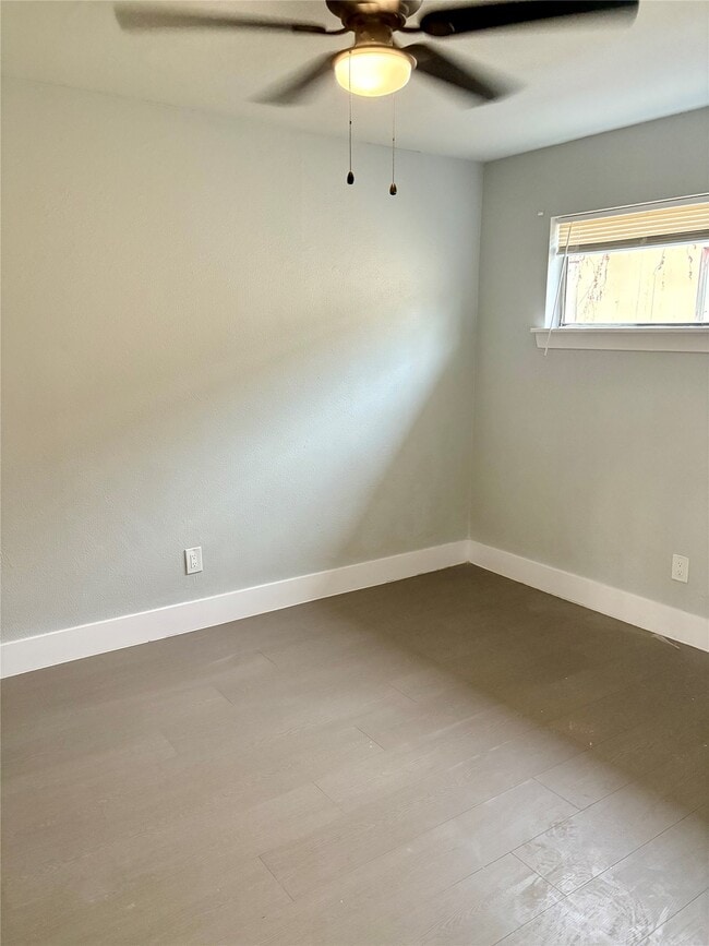 Building Photo - 1125 Ann