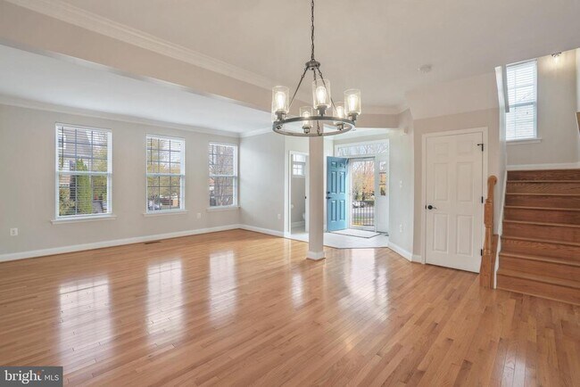 Foto del edificio - 401 Yorkshire Ridge Ct