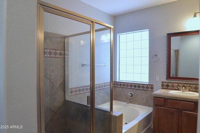 Foto del edificio - 6904 W Ashby Dr