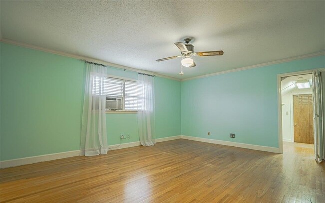 Building Photo - 625 Vera Ct