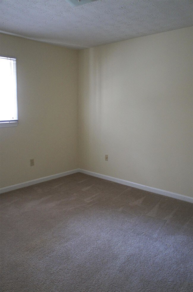 Foto del edificio - 170 Park Ridge Dr