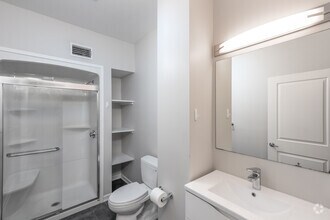 1BR, 1BA - 540SF - Bathroom - The Bradford