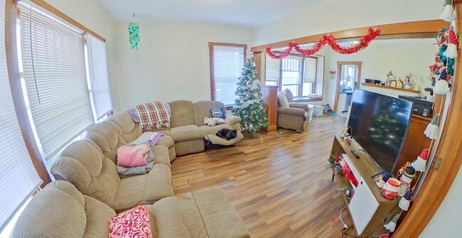 Building Photo - 3D Tour Available - 4 Blocks to KSU Campus...