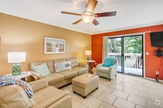 Building Photo - 2623 Forest Ridge Dr