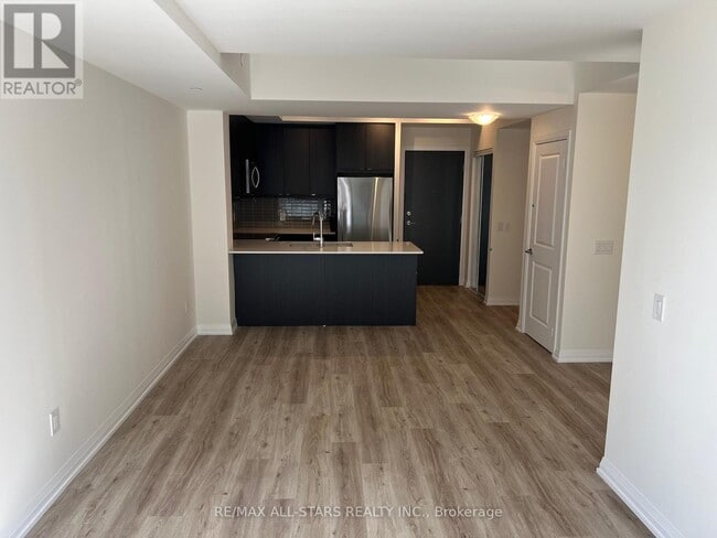 Building Photo - 3270 Sheppard Ave E