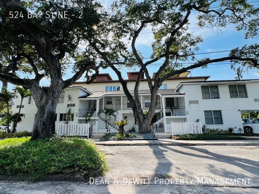 Foto principal - 524 Bay St NE