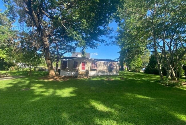 Photo - 241 H L Smith Rd House