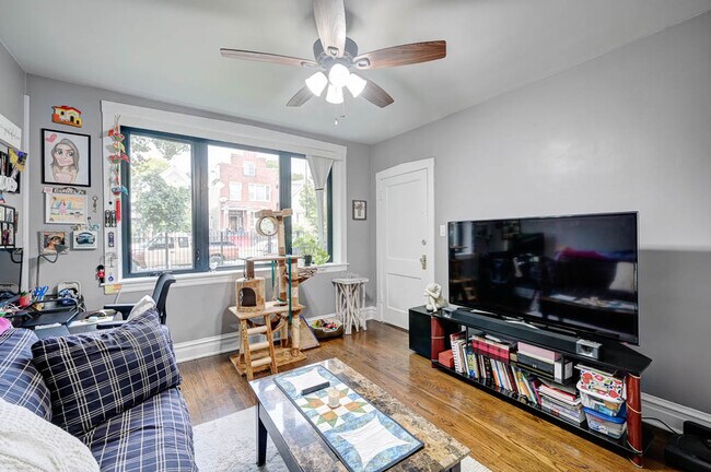 Building Photo - 2525 W Haddon Ave