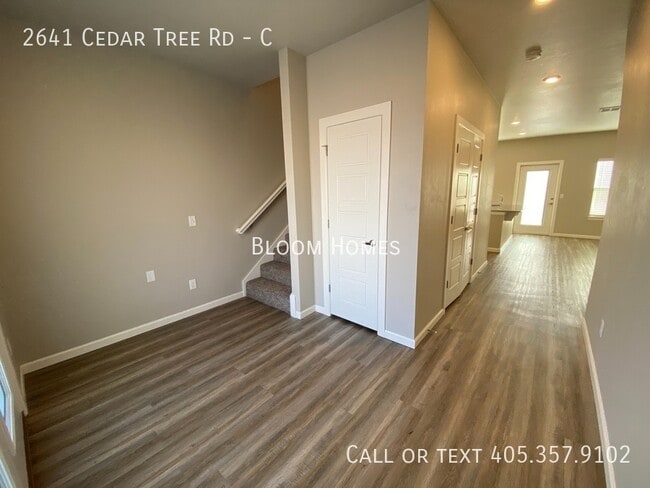 Building Photo - 2641 Cedar Tree Rd