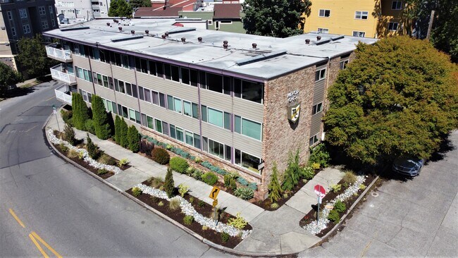 Exterior de Mercer Crest - Mercer Crest LLC