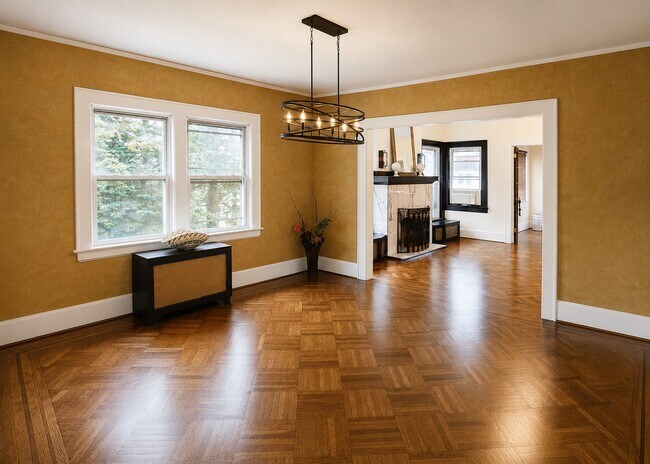 COMEDOR - 216 Academy St