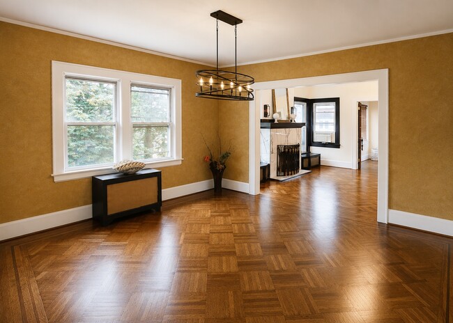 DINING ROOM - 216 Academy St