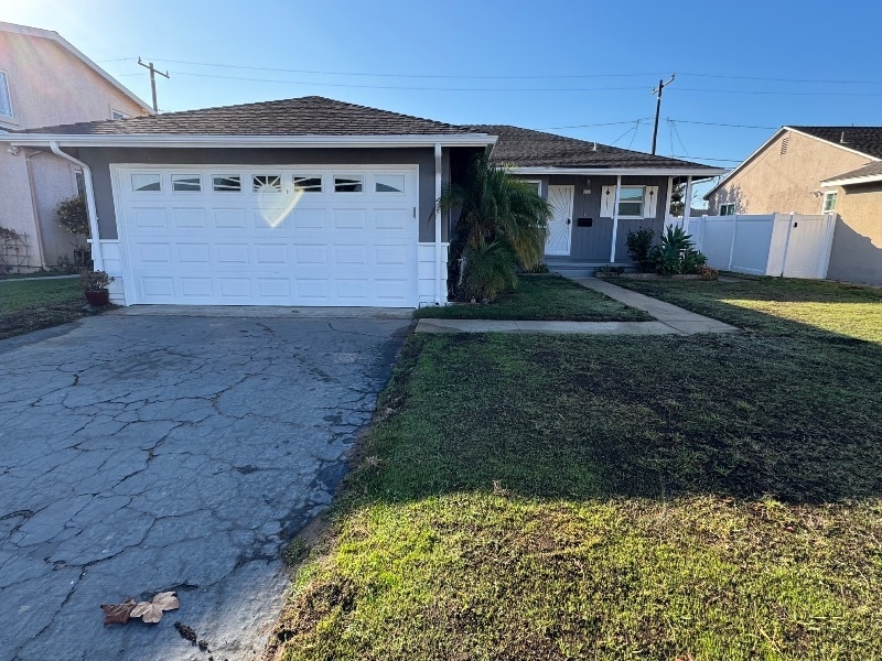Foto principal - 5032 Scott St