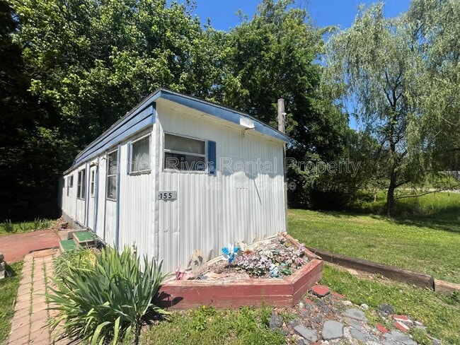 Photo - 155 Pomona Dr House