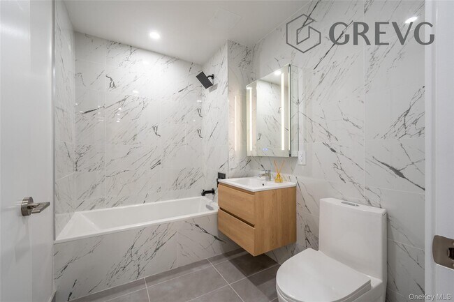 Foto del edificio - 134-38 35th Ave