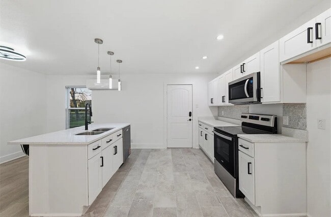 Photo - 3077 Sunnyvale St House