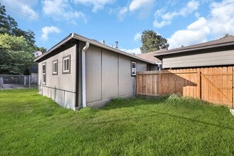 Building Photo - 601 Booker T Washington St