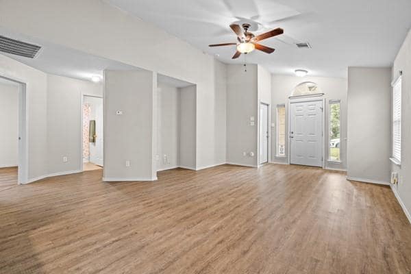 Building Photo - 11613 Paul E Anderson Dr