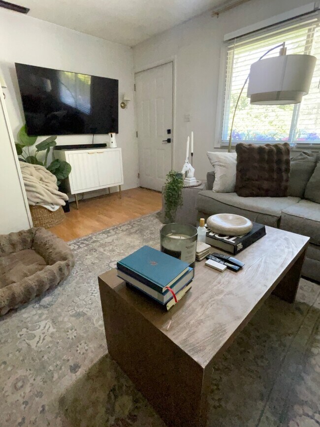 Foto del edificio - 109 Cleveland Rd