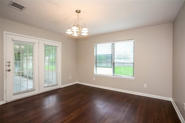 Building Photo - 9715 Dover Hill Rd