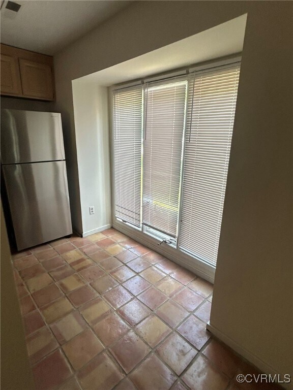 Foto del edificio - 12100 Shore View Dr