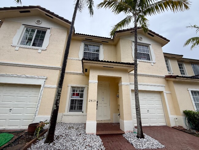 Photo - 2415 NE 42nd Ave Townhome