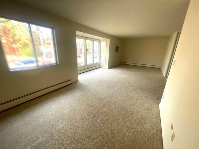 Foto del edificio - 1400 Morton Ave