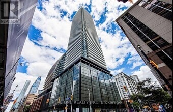 Building Photo - 501-1501 Yonge St