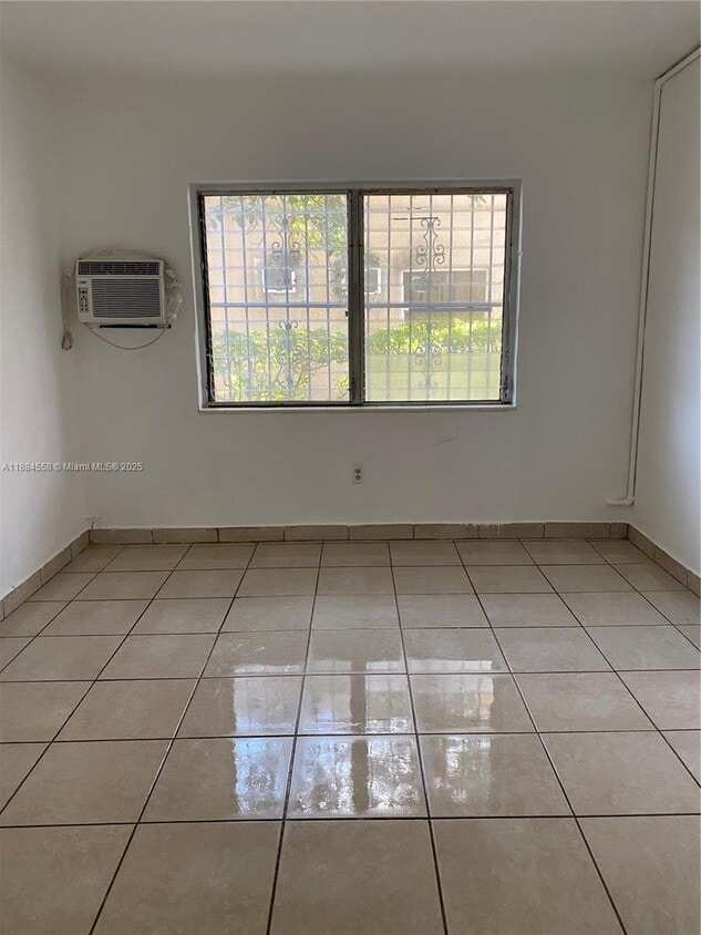 Foto del edificio - 100 NW 16th Ave