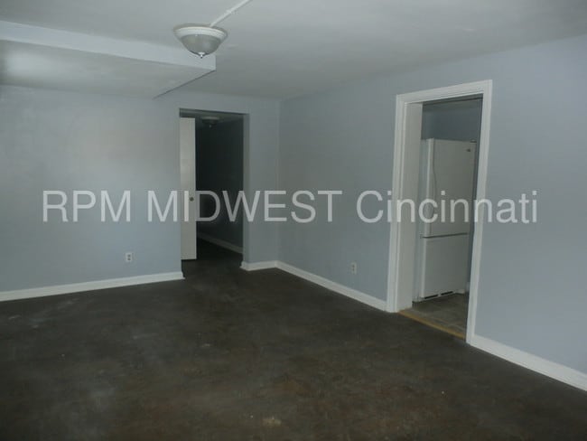 Building Photo - 2714 W North Bend Rd