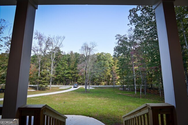 Foto del edificio - 124 Long Shoals Ave